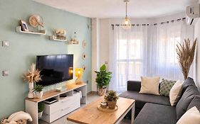 Apartamento Luna de Zahara - Situado en la zona tranquila del pueblo a 3 min de la playa y ocio